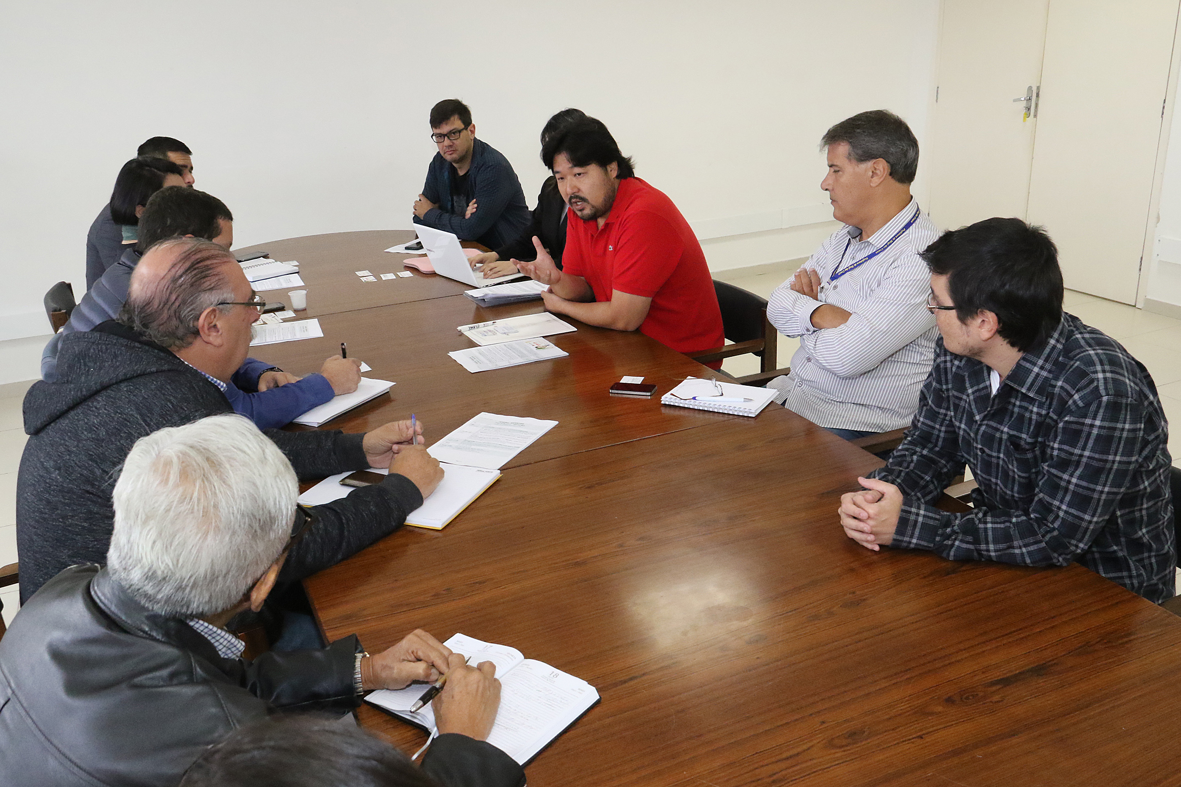 Vice-prefeito Juliano Abe, do PSD, coordena transferência de tecnologia do programa para Suzano