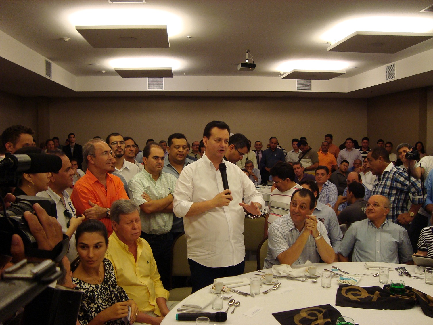 Kassab fala durante evento em Manaus