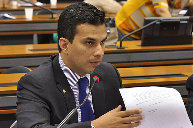 Deputado Irajá Abreu: desburocratização necessária