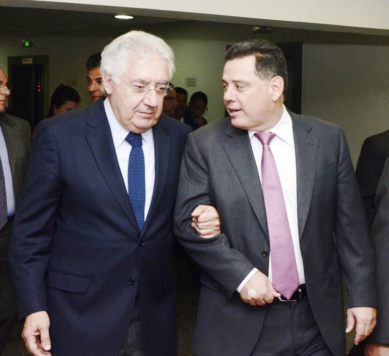 O ministro Guilherme Afif e o governador Marconi Perillo.