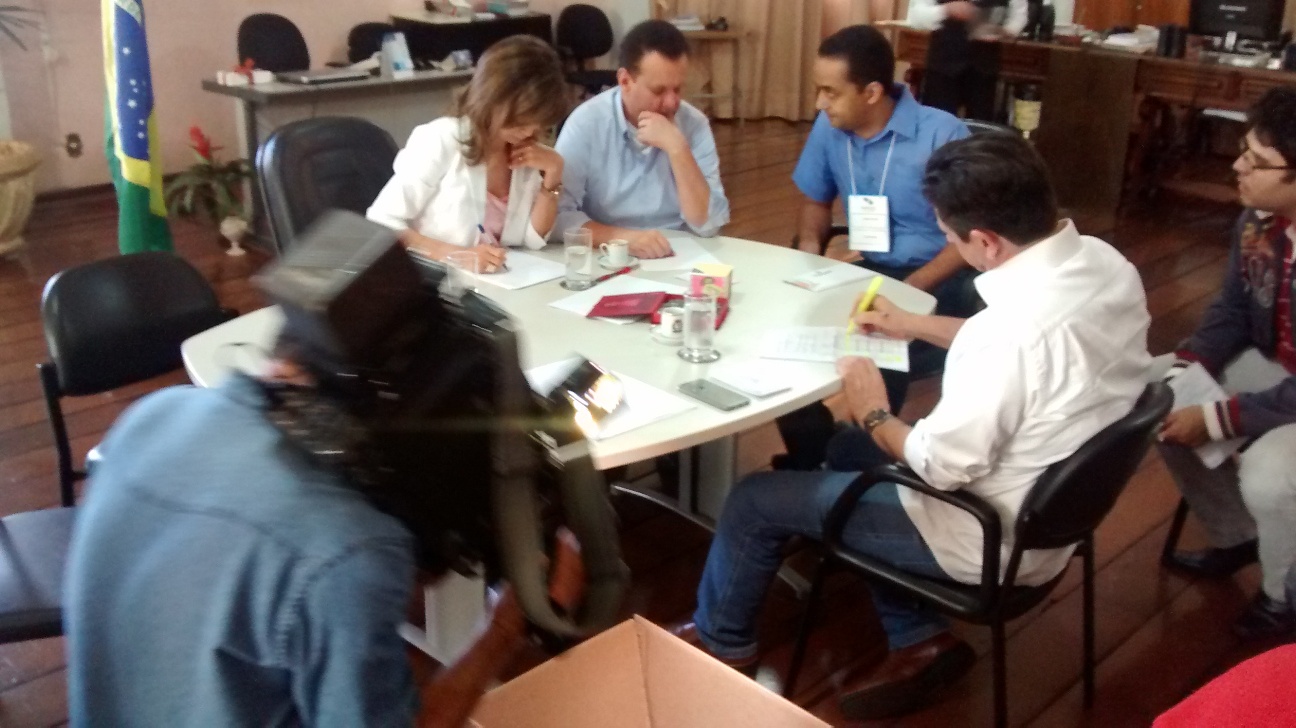 Com a prefeita Dárcy Vera, Kassab se reuniu com prefeitos da região de Ribeirão Preto.