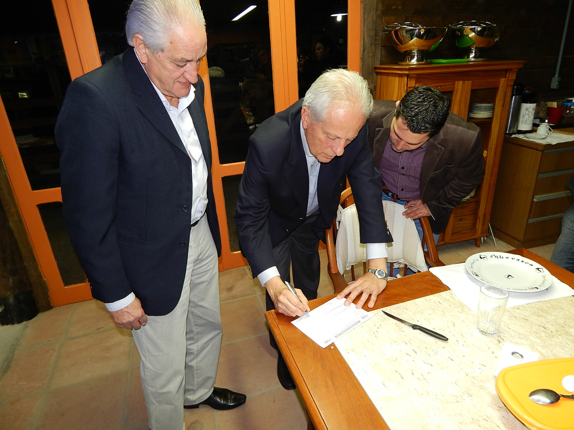 Cairolli atesta filiação do ex-prefeito Zezo: