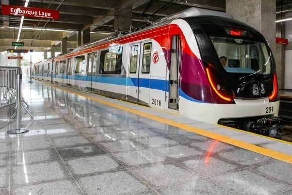 Salvador - BA, 21/12/2015. Escav - Inauguração da Estação Piraja e do trecho Bonjuá / Piraja do sistema metroviario Salvador e Lauro de Freitas. Foto: Isac Nóbrega/PR
