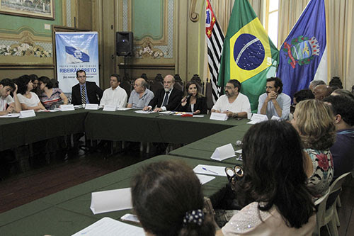 Reuniao Aedes em Ribeirão