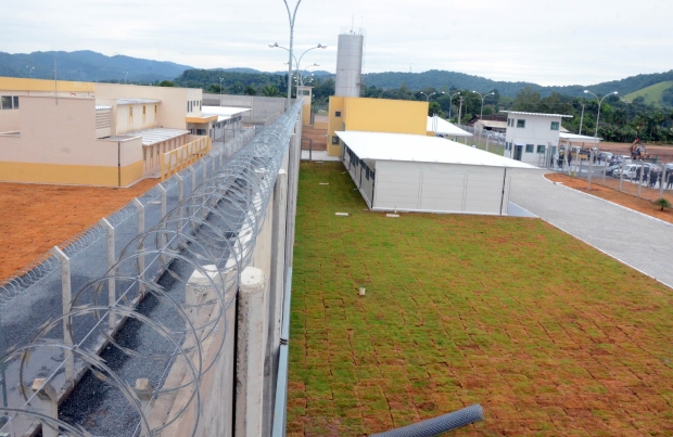 blumenau_-_penitenciaria_20160127_1532654920