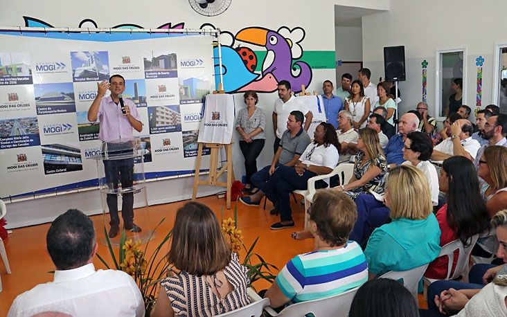O prefeito Marco Bertaiolli: o novo CEIM tem capacidade para atender 110 alunos em período integral.