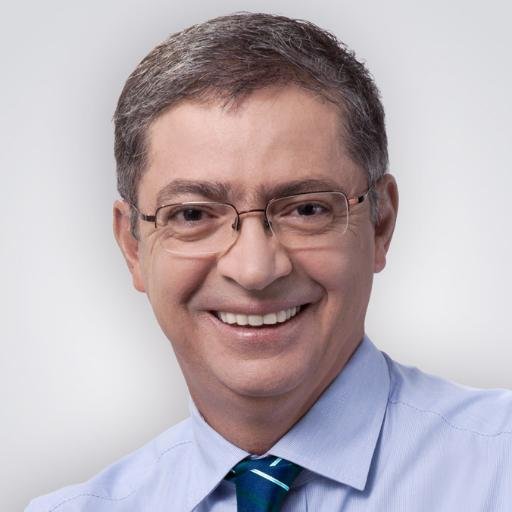 O candidato a prefeito Décio Malheiros.