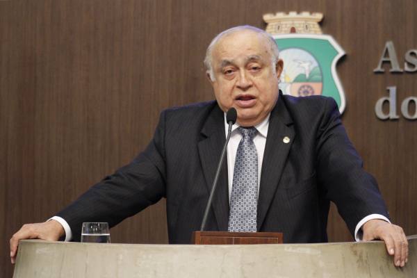 Professor Teodoro faleceu de falência múltipla de órgãos