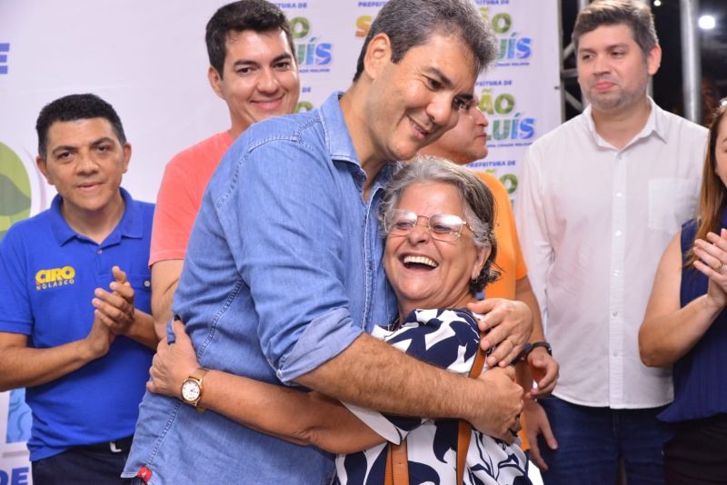 Eduardo Braide inicia novo mandato entregando praça - PSD ...
